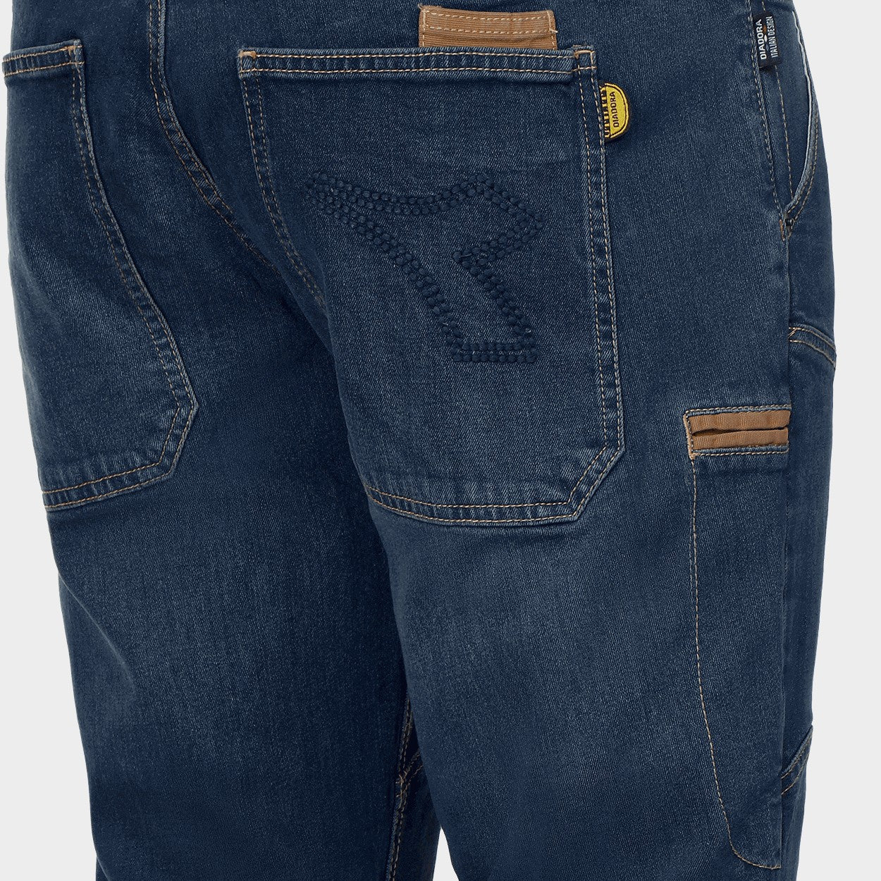 Pantaloni denim pentru bărbați DIADORA PANT STONE PLUS - 6 — bultex99.com Pantaloni denim pentru bărbați DIADORA PANT STONE PLUS - 6