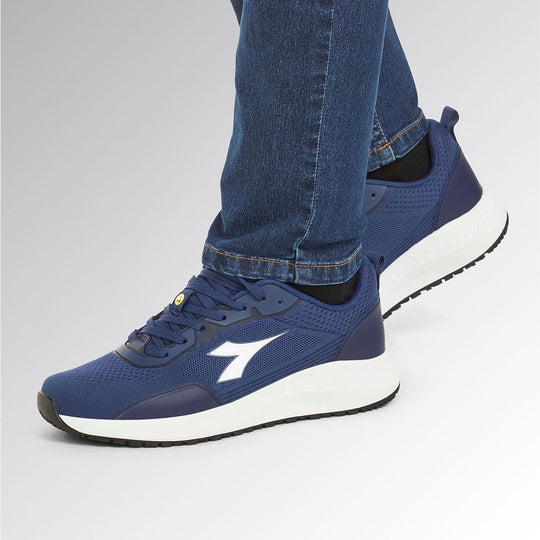 Pantofi de lucru DIADORA CREW EVO O1 SR ESD ALBASTRU ÎNCHIS - 2 — bultex99.com Pantofi de lucru DIADORA CREW EVO O1 SR ESD ALBASTRU ÎNCHIS - 2