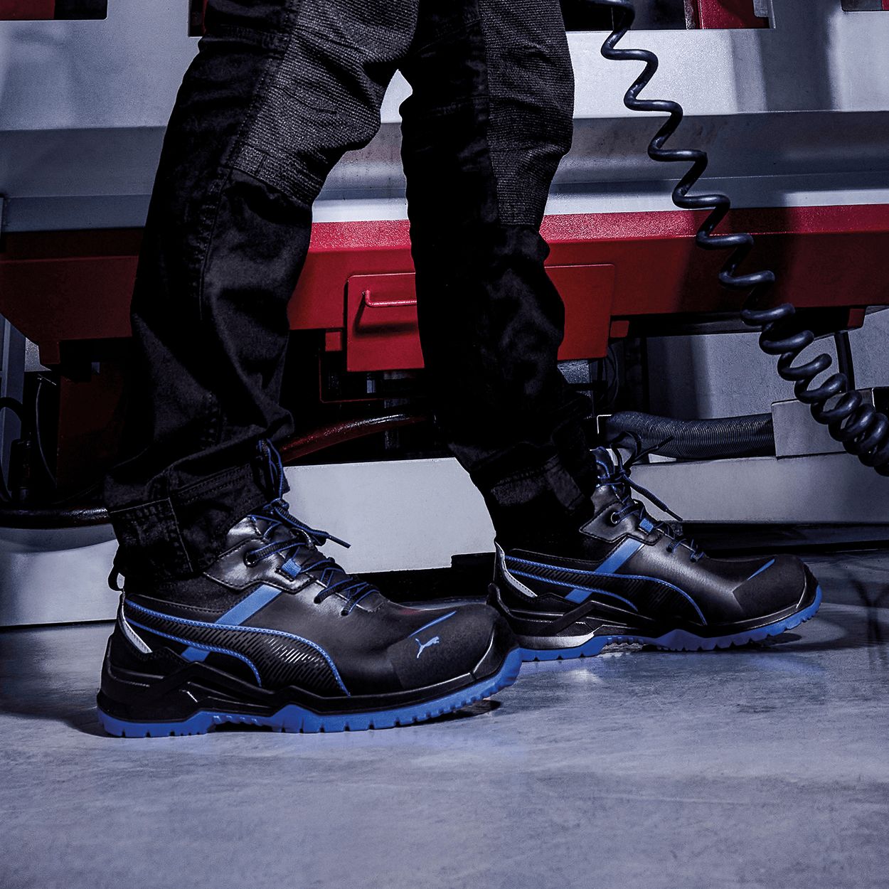 Încălțăminte de protecție PUMA KRYPTON MID S3S ESD FO SR BLUE - 9 — bultex99.com Încălțăminte de protecție PUMA KRYPTON MID S3S ESD FO SR BLUE - 9