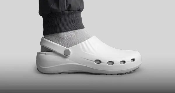 Medical shoes and clogs