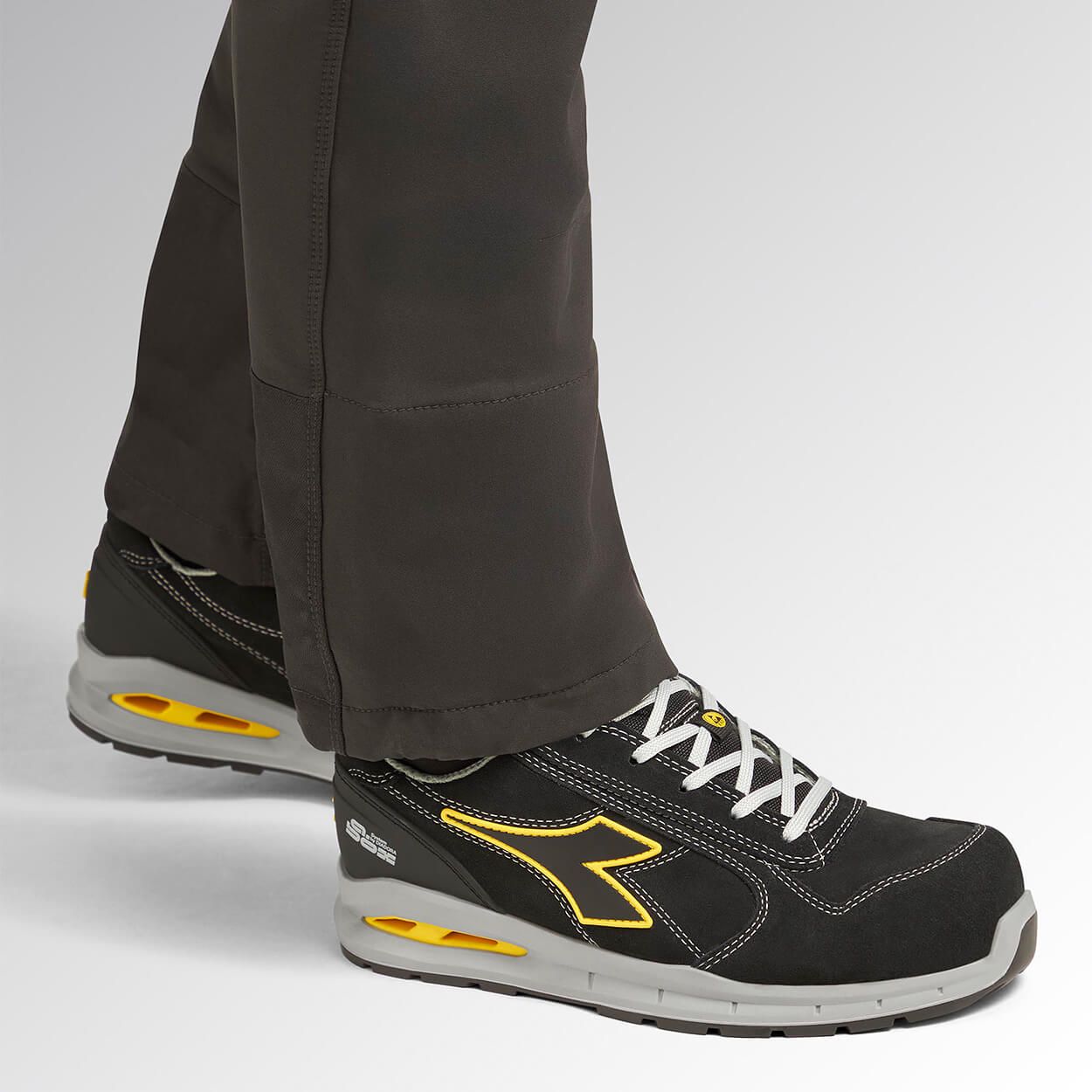 Work shoes DIADORA RUN A.BOX LOW S3S FO SR ESD BLACK - 2